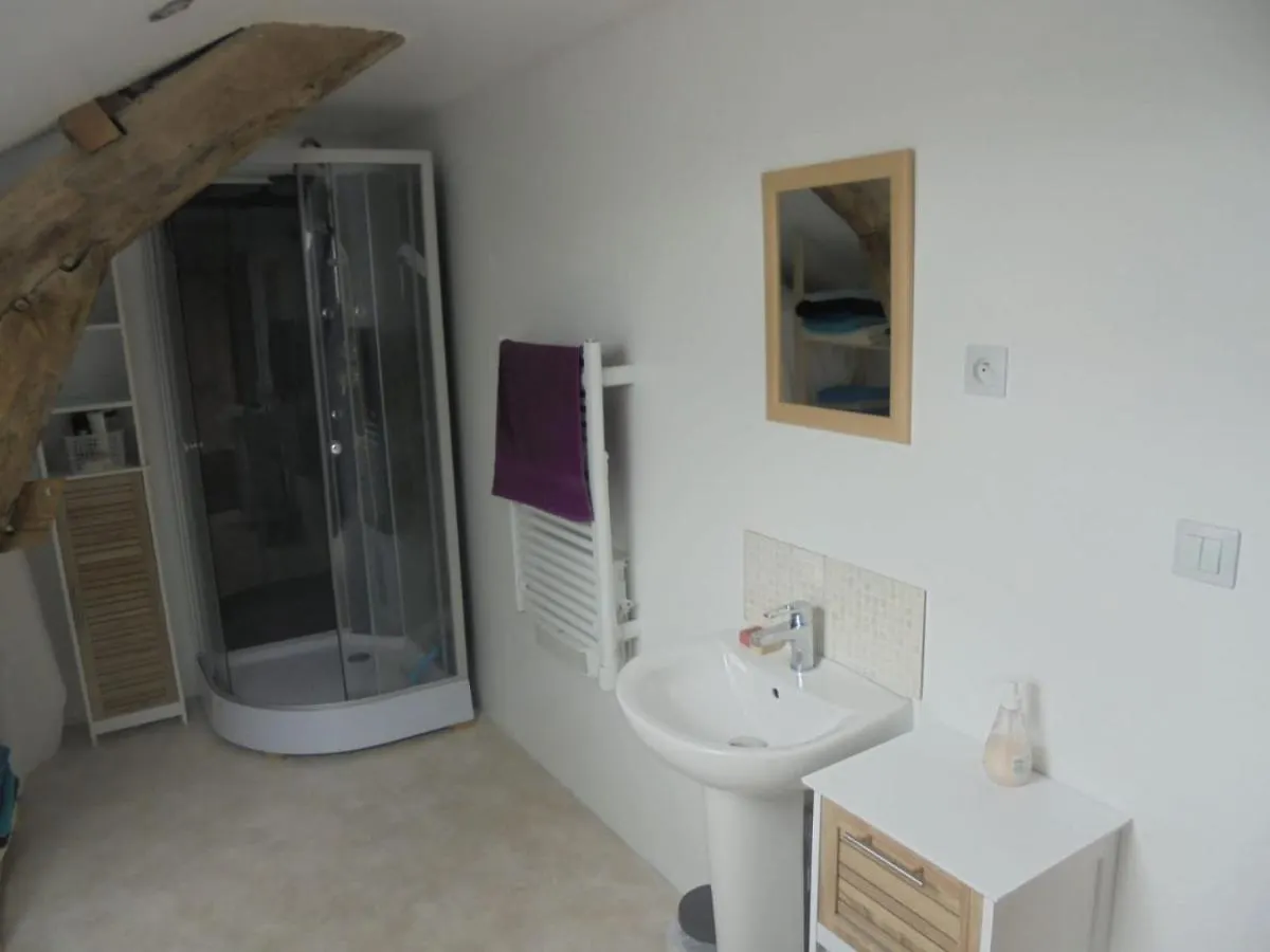 Jazz Et Vacances Monlezun Bed & Breakfast