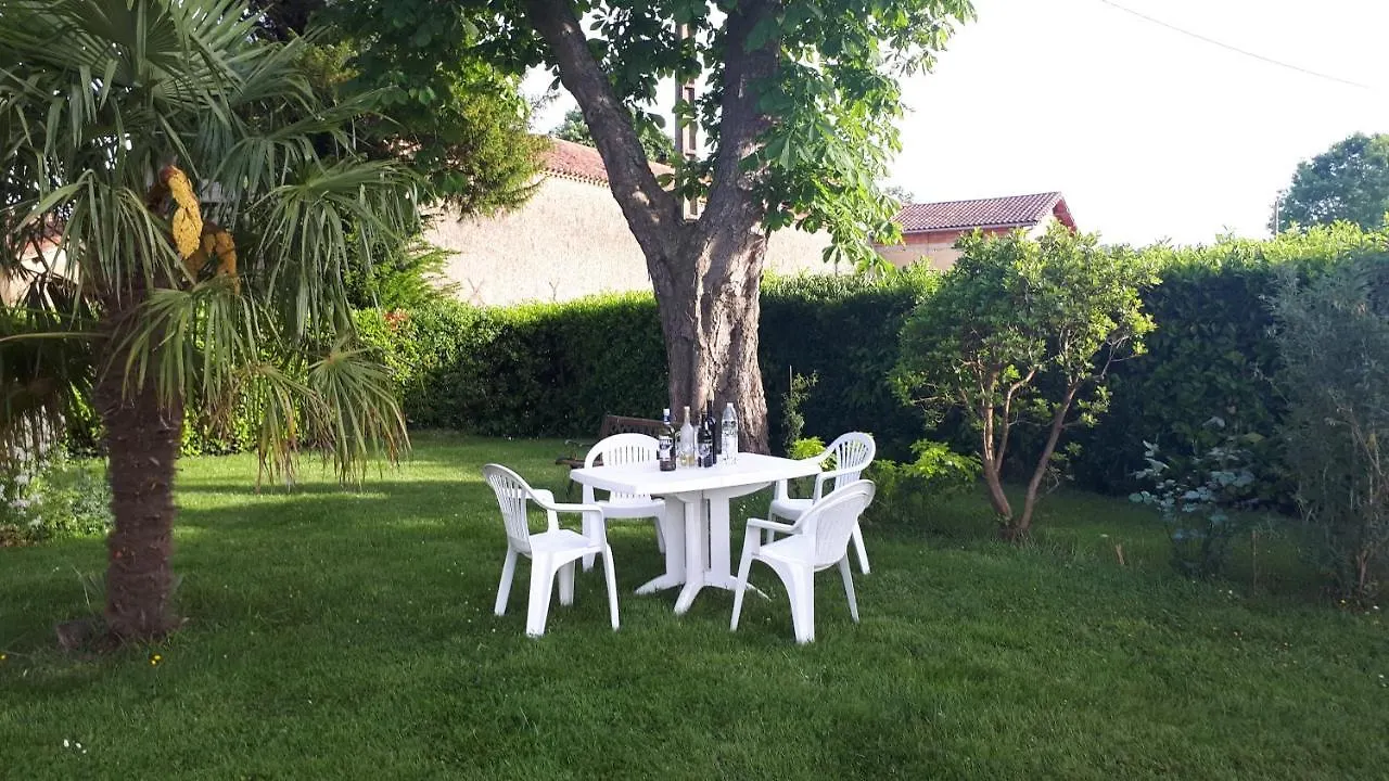 Bed & Breakfast Jazz Et Vacances Monlezun